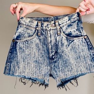 Vintage wrangler cut off shorts